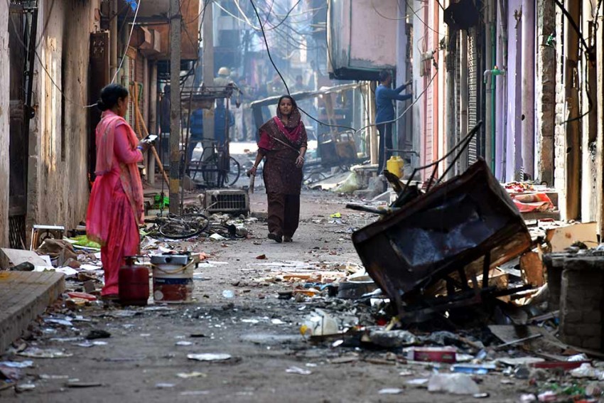 दिल्ली अल्पसंख्यक आयोग की रिपोर्ट: हिंसा 'सुनियोजित और एकतरफा' थी