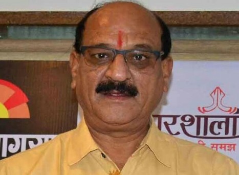 Uttarakhand Chief Minister Tirath Singh Rawat arrives in Delhi amid rising speculation of an early assembly elections Uttarakhand Minister Subodh Uniyal demands CR rights : Outlook Hindi