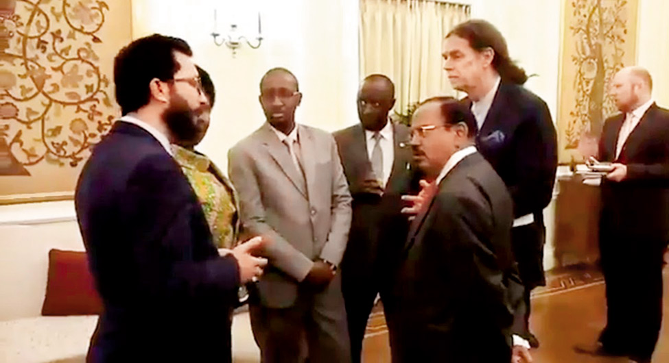 सवाल और जवाबः राजदूतों और विदेशी प्रतिनिधियों के साथ अजीत डोभाल