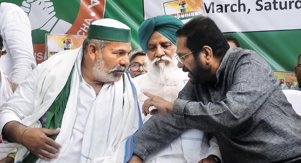 किसान नेता राकेश टिकैत और बलबीर सिंह राजेवाल भी अपने 'भाजपा हराओ' अभियान के तहत कोलकाता और नंदीग्राम में पहुंचे किसान नेता राकेश टिकैत और बलबीर सिंह राजेवाल भी अपने 'भाजपा हराओ' अभियान के तहत कोलकाता और नंदीग्राम में पहुंचे