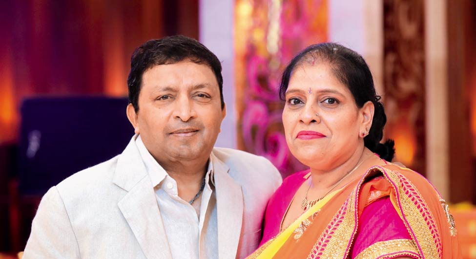 योगेश गुप्ता योगेश गुप्ता