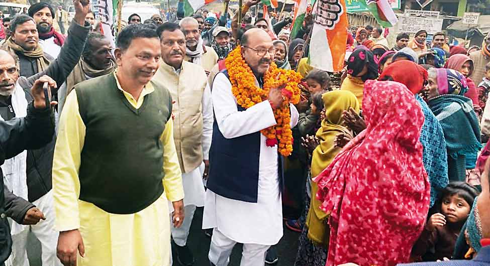 कांग्रेस प्रदेश अध्यक्ष लल्लू का कहना है कि कांग्रेस में बूथ और सेक्टर स्तर पर और फ्रंटल संगठनों को सक्रिय किया गया है कांग्रेस प्रदेश अध्यक्ष लल्लू का कहना है कि कांग्रेस में बूथ और सेक्टर स्तर पर और फ्रंटल संगठनों को सक्रिय किया गया है