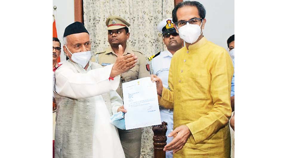 उद्धव ठाकरे उद्धव ठाकरे