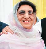 कमजोर पड़ी कांग्रेस के लिए पहले अपने बिखरते कुनबे को 2024 तक समेटे रखना एक बड़ी चुनौती है कमजोर पड़ी कांग्रेस के लिए पहले अपने बिखरते कुनबे को 2024 तक समेटे रखना एक बड़ी चुनौती है