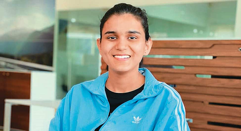 हिमांशी सिंह हिमांशी सिंह