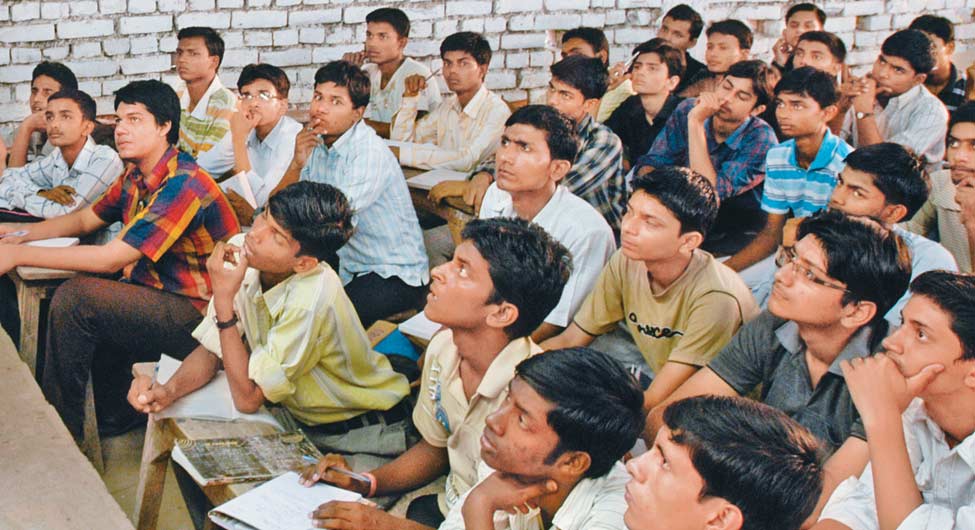 ऑनलाइन माध्यम से भारत भर से जुड़ सकते हैं छात्र ऑनलाइन माध्यम से भारत भर से जुड़ सकते हैं छात्र