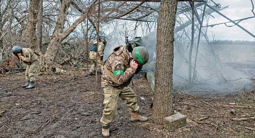 यूक्रेन पर रूसी हमले के साल भर बीत जाने पर भी राहत का कहीं कोई संकेत नहीं यूक्रेन पर रूसी हमले के साल भर बीत जाने पर भी राहत का कहीं कोई संकेत नहीं